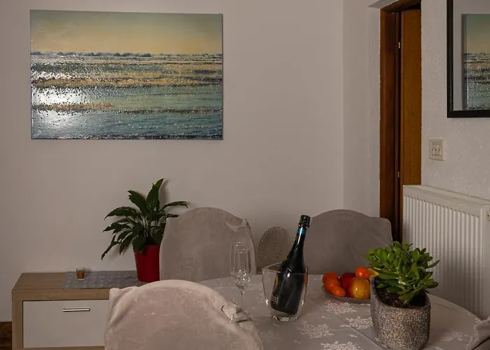 Nevistic View Apartman